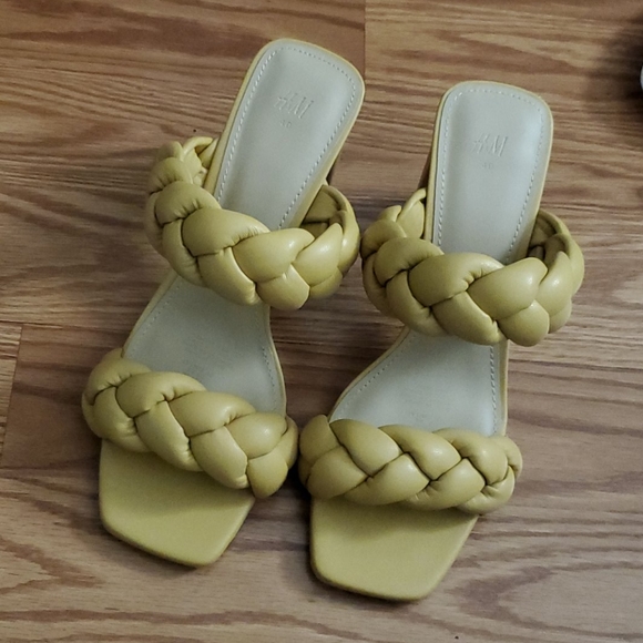 H&M Shoes - H&M Quilted Mustard Sandals